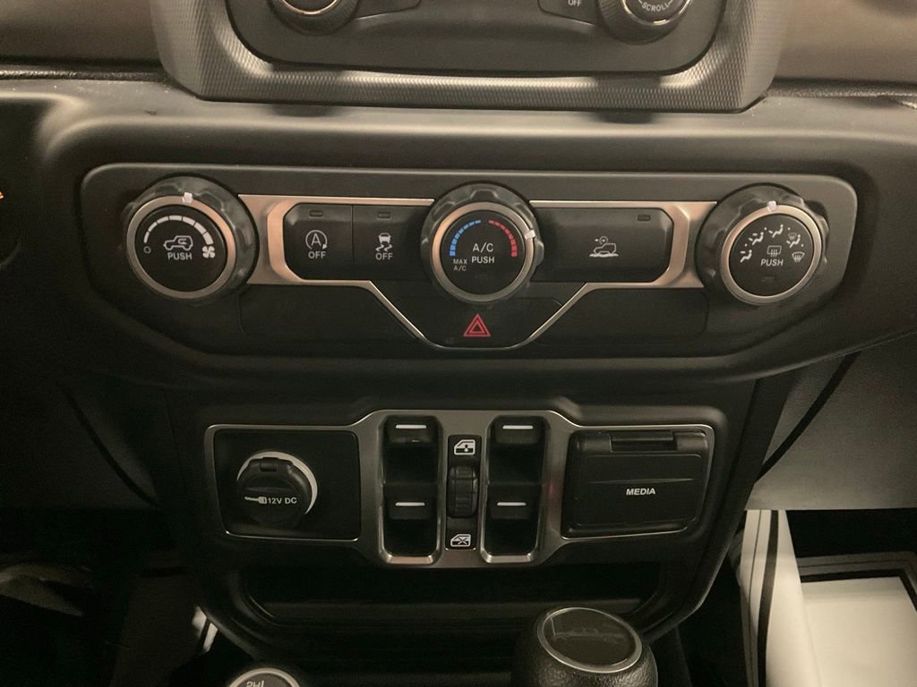 Used 2020 Jeep Gladiator Sport w/ Quick Order Package 24S image 17