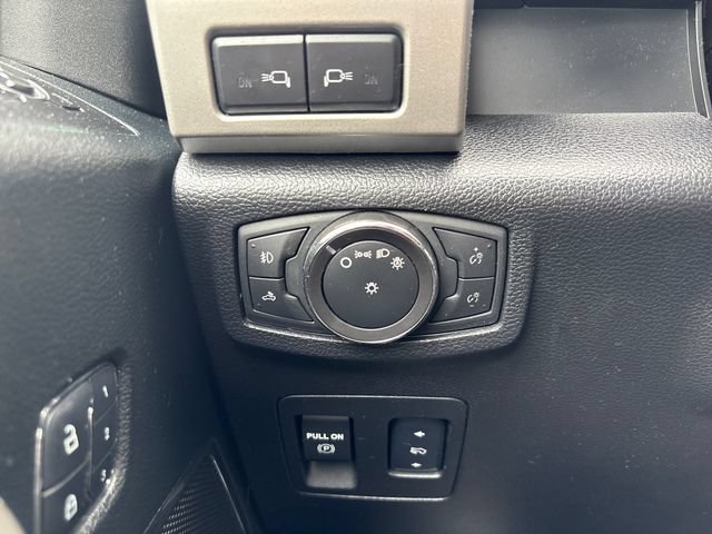 Used 2016 Ford F150 Lariat AWD/4WD image 33