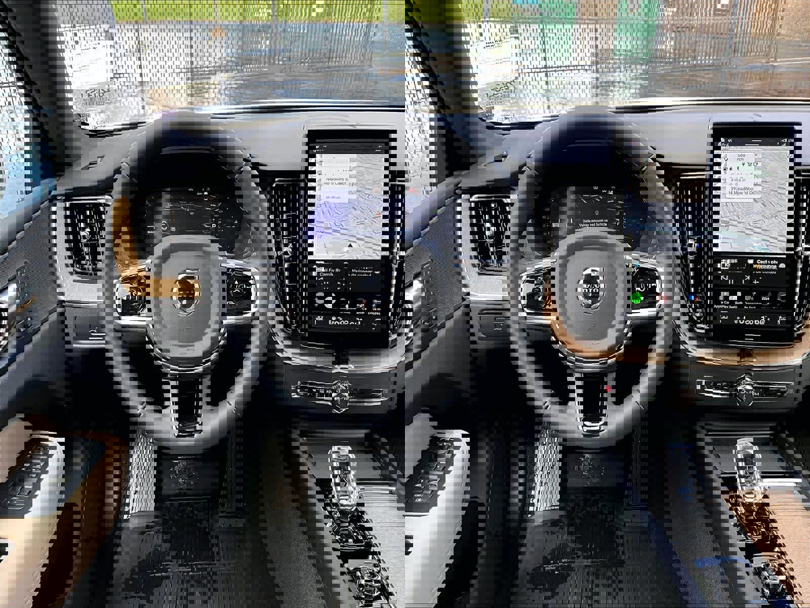 Used 2026 Volvo XC60 T8 Plus w/ Protection Package Premier image 7