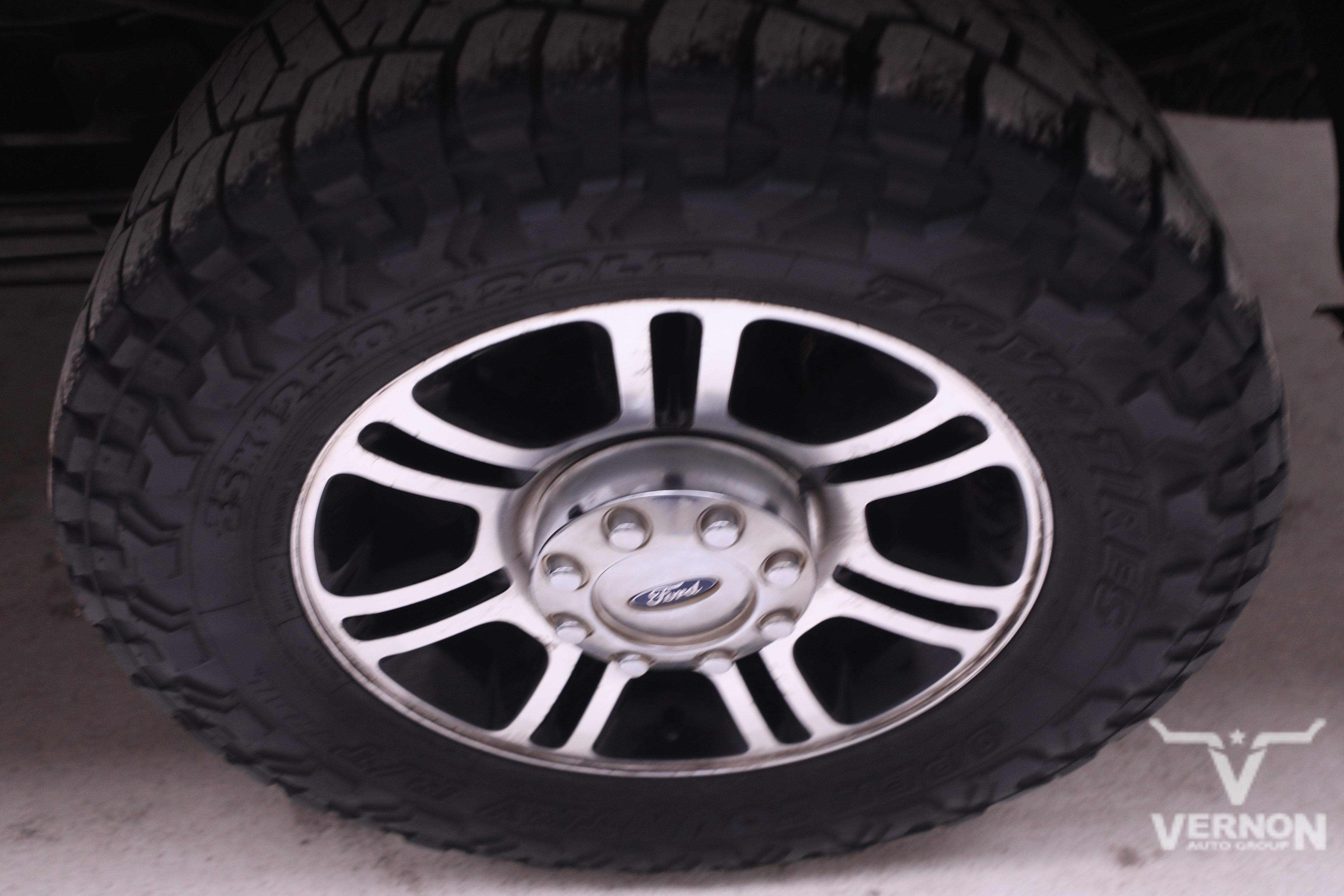 Used 2014 Ford F250 Platinum w/ FX4 Off-Road Package image 37