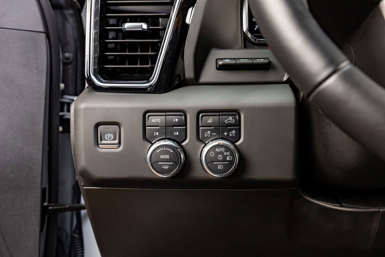 Used 2025 GMC Sierra 1500 Denali w/ Technology Package image 22