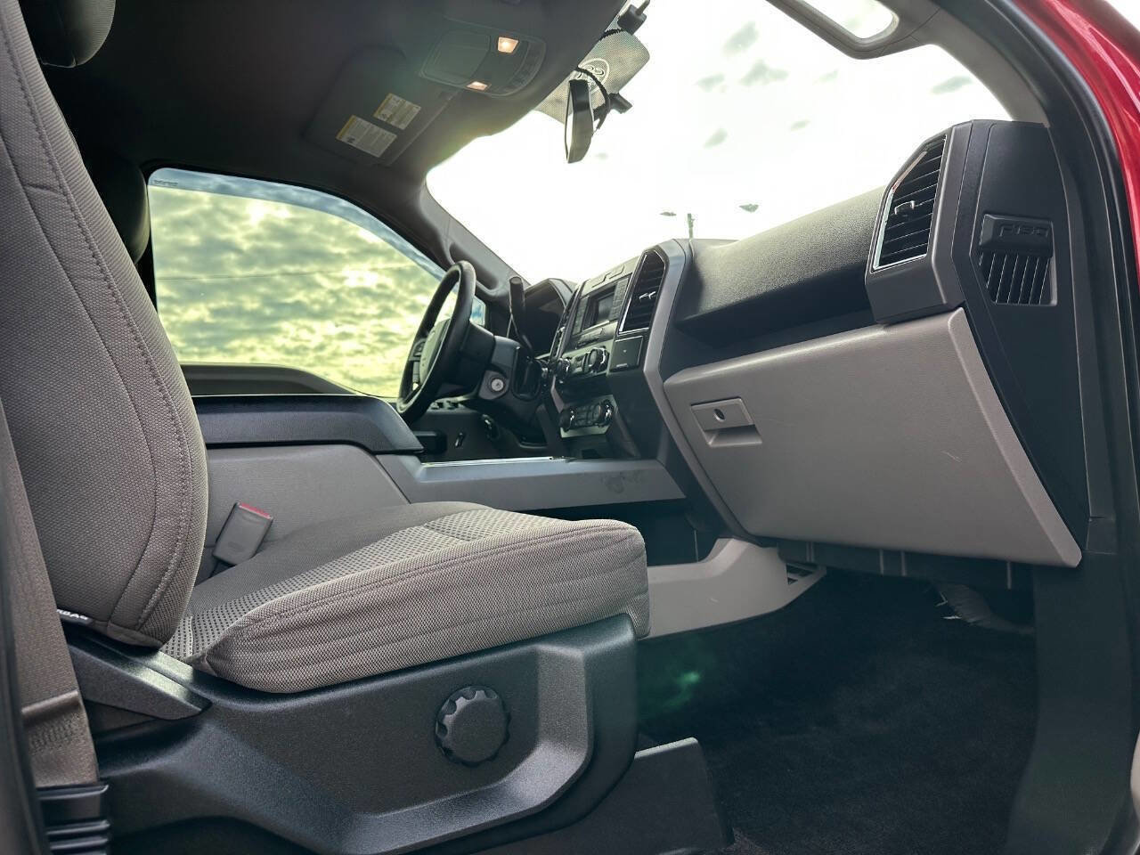 Used 2015 Ford F150 XLT w/ Equipment Group 301A Mid image 33