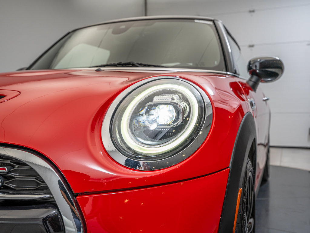 Used 2021 MINI Cooper S w/ 6.5" Touchscreen Package FWD image 12