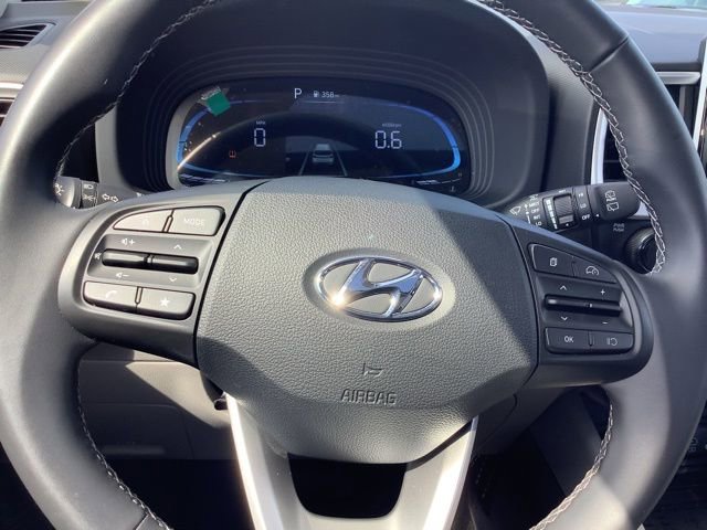 Certified 2026 Hyundai Venue SEL FWD image 43