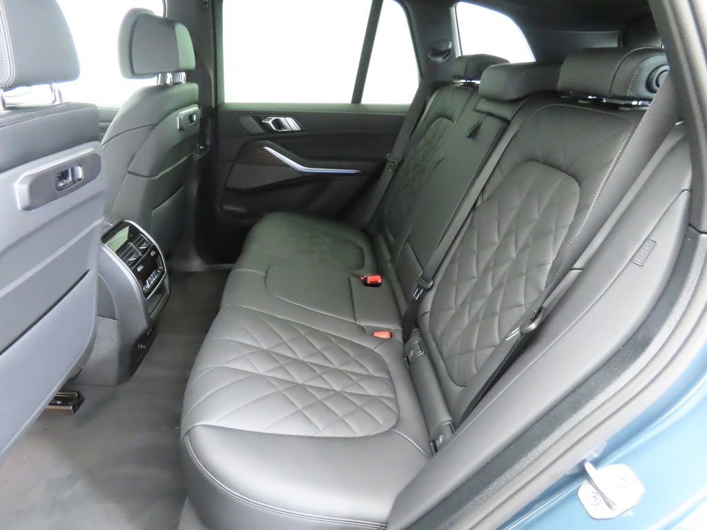 New 2026 BMW X5 xDrive50e w/ Climate Comfort Package AWD/4WD image 21