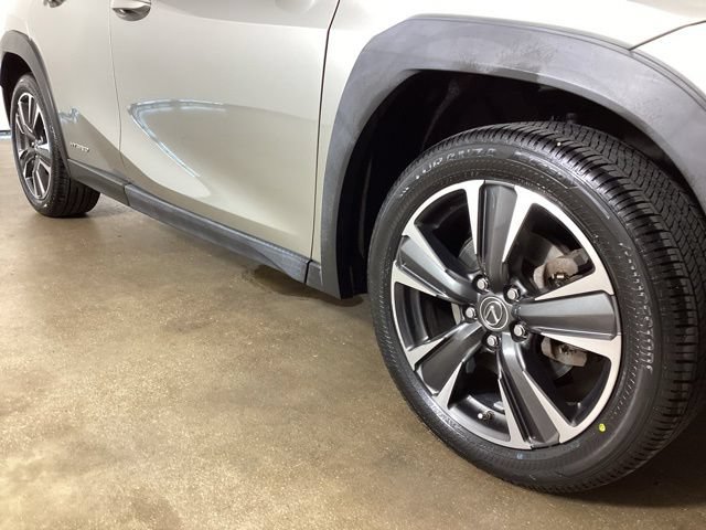 Used 2020 Lexus UX 250h AWD/4WD image 6