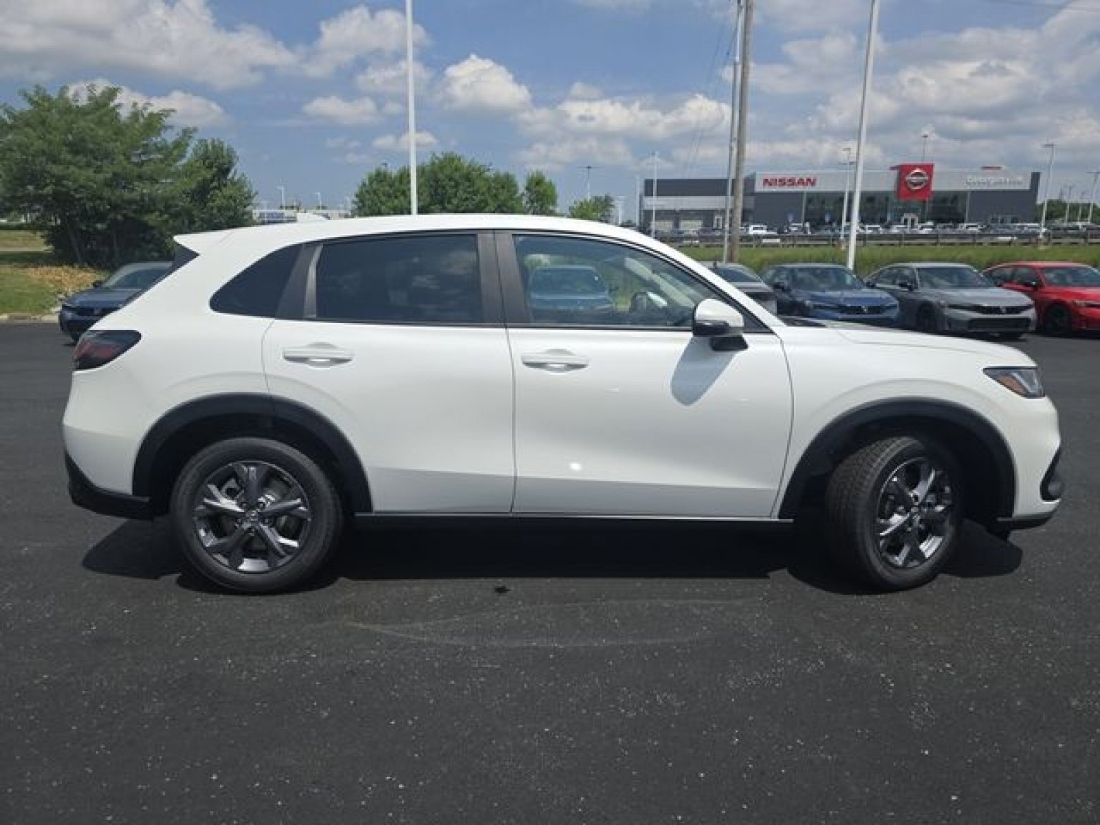New 2027 Honda HR-V LX image 12