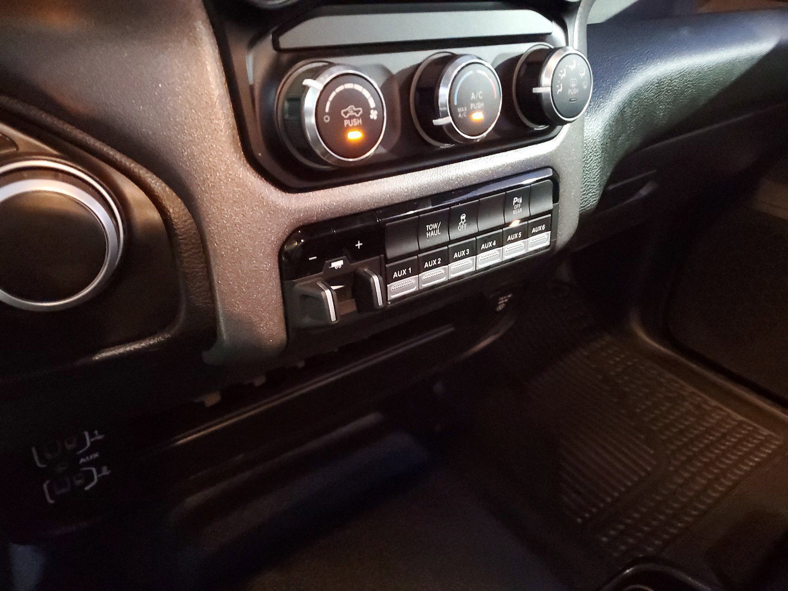 Certified 2022 RAM 2500 Tradesman image 23