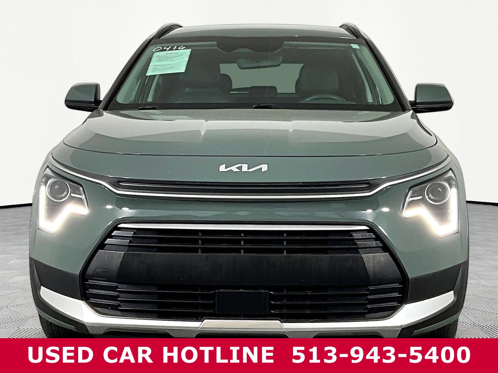 Used 2023 Kia Niro EX FWD image 2