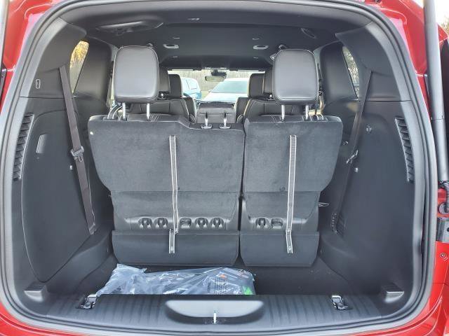 Used 2026 Chrysler Voyager LX image 24