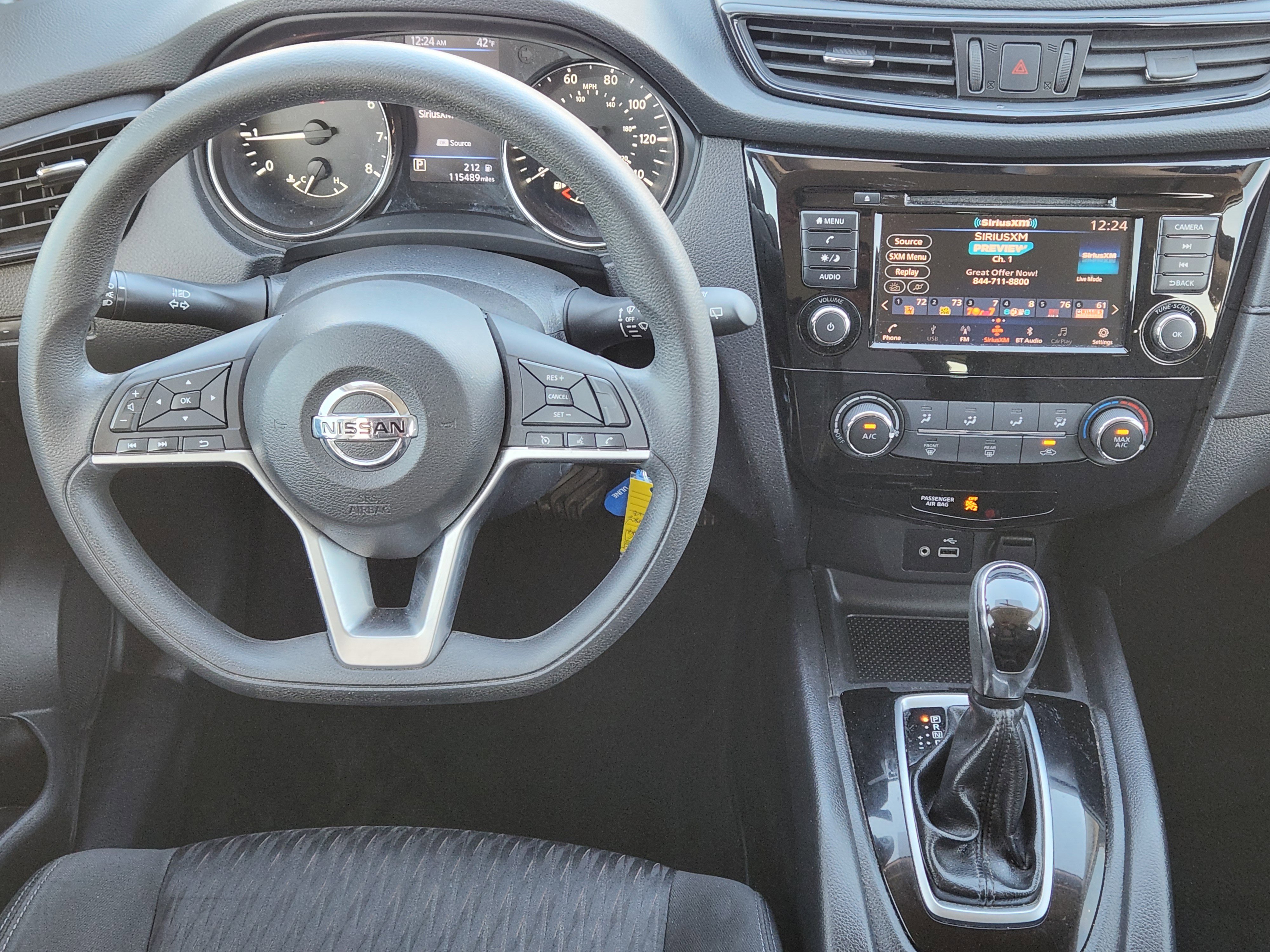 Used 2018 Nissan Rogue S image 26