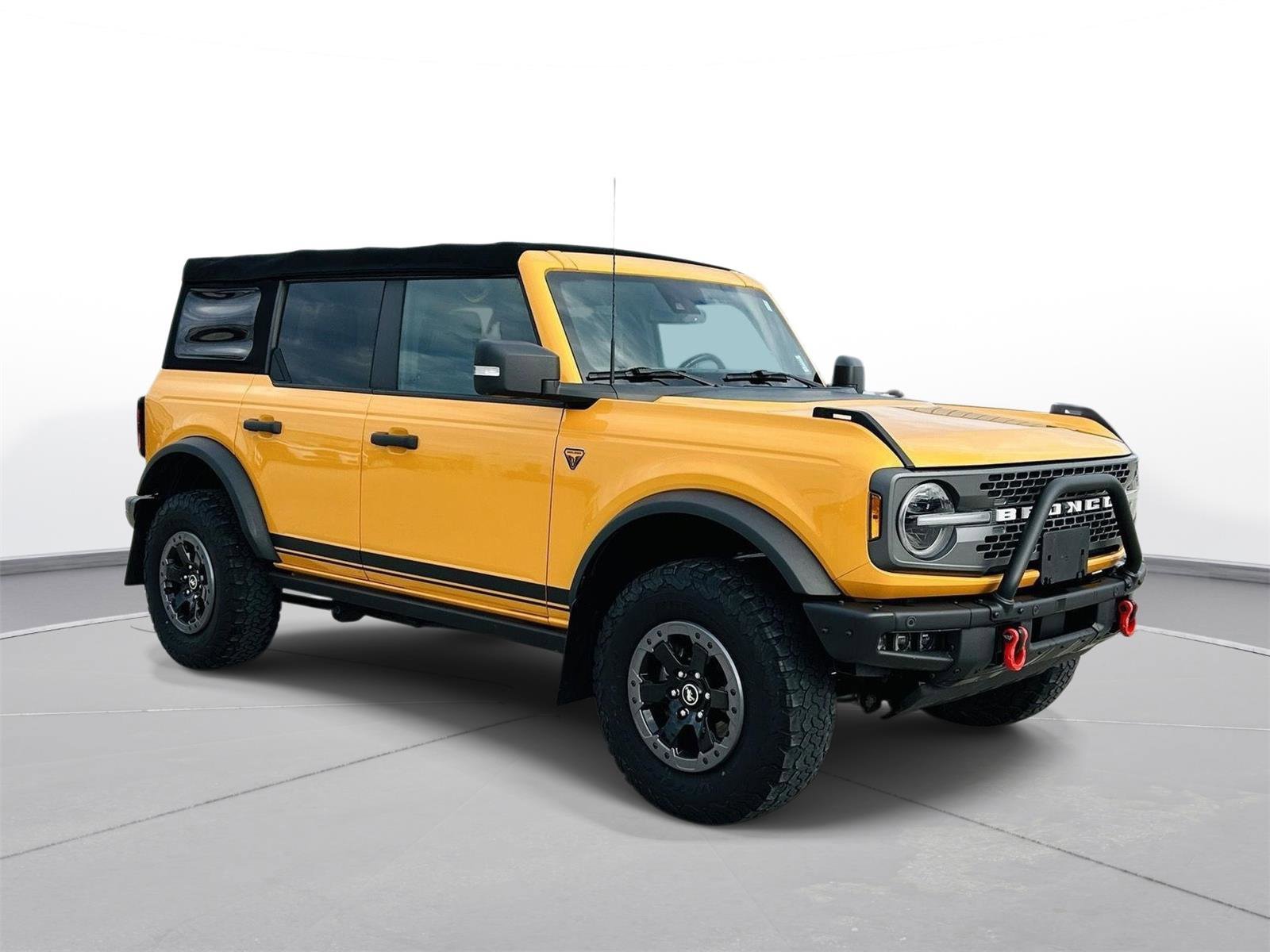 Used 2021 Ford Bronco Badlands image 2