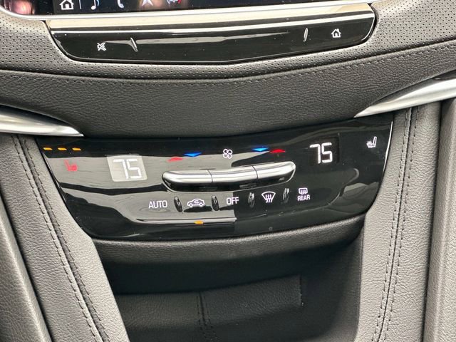 Used 2025 Cadillac XT5 Premium Luxury image 4