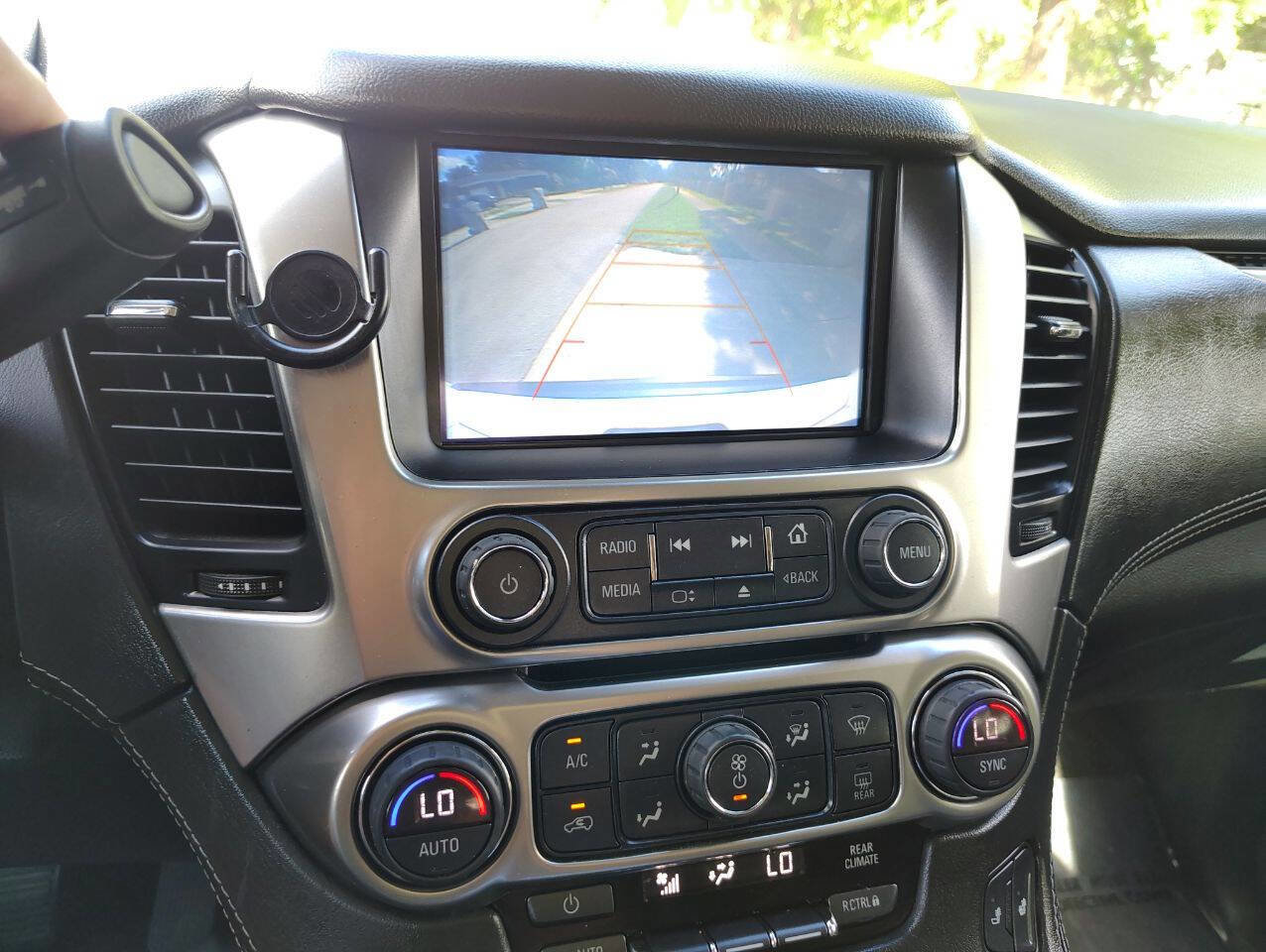 Used 2018 Chevrolet Tahoe LT image 33