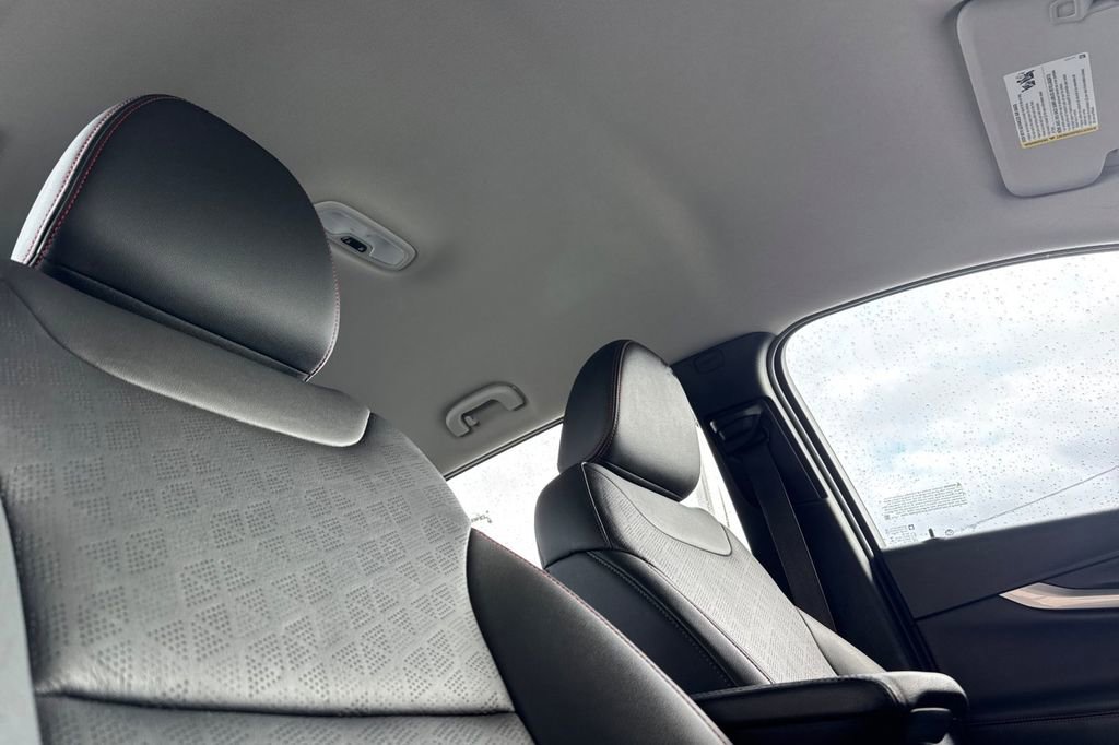 Used 2023 Chevrolet Bolt EUV LT w/ Convenience Package image 15