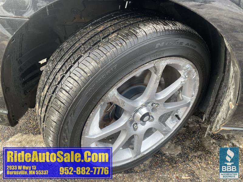 Used 2009 MAZDA MAZDA5 Sport image 24