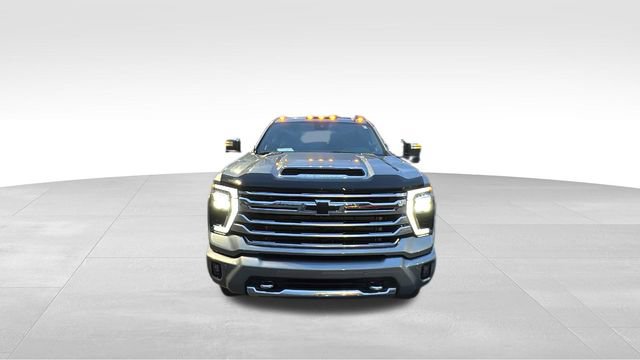 Used 2024 Chevrolet Silverado 2500 High Country w/ High Country Premium Package image 8