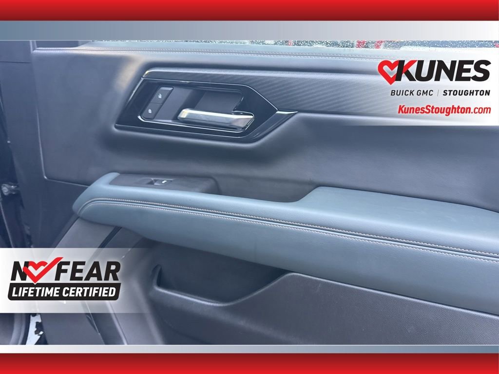 Used 2025 GMC Yukon AT4 image 52