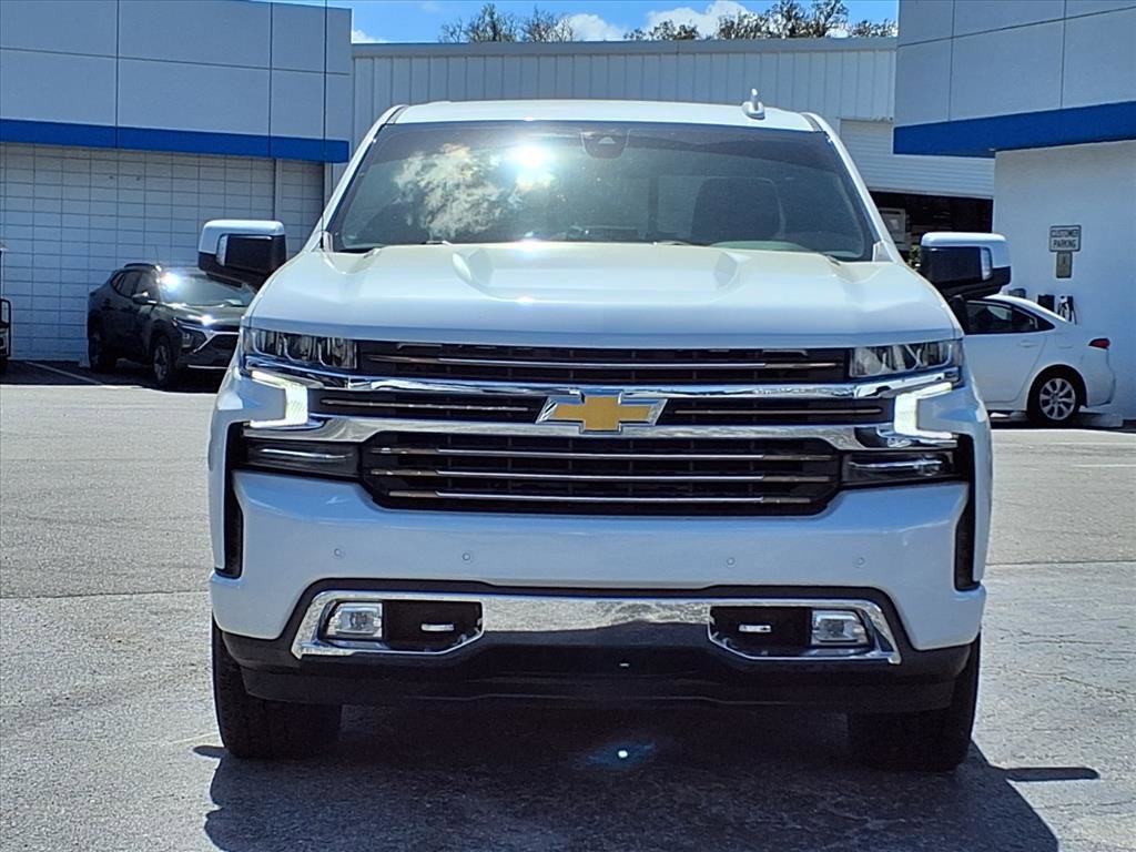 Certified 2022 Chevrolet Silverado 1500 High Country w/ Safety Package II image 2