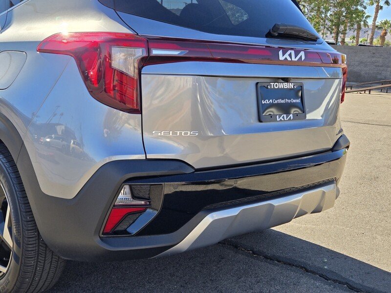 Certified 2025 Kia Seltos EX w/ EX Sunroof Package FWD image 6