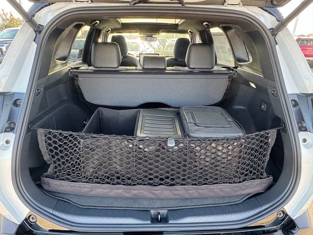 New 2026 Toyota RAV4 XSE AWD/4WD image 7