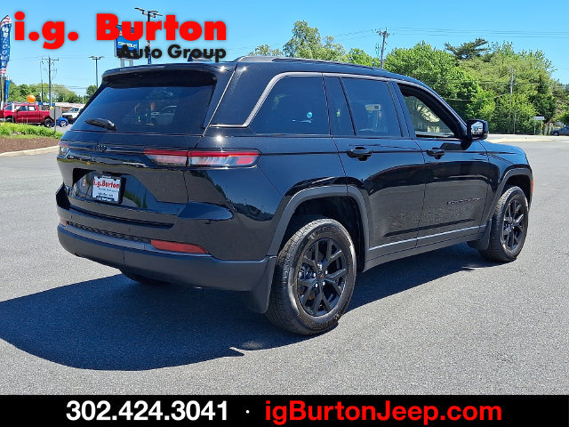 New 2026 Jeep Grand Cherokee Altitude AWD/4WD image 6