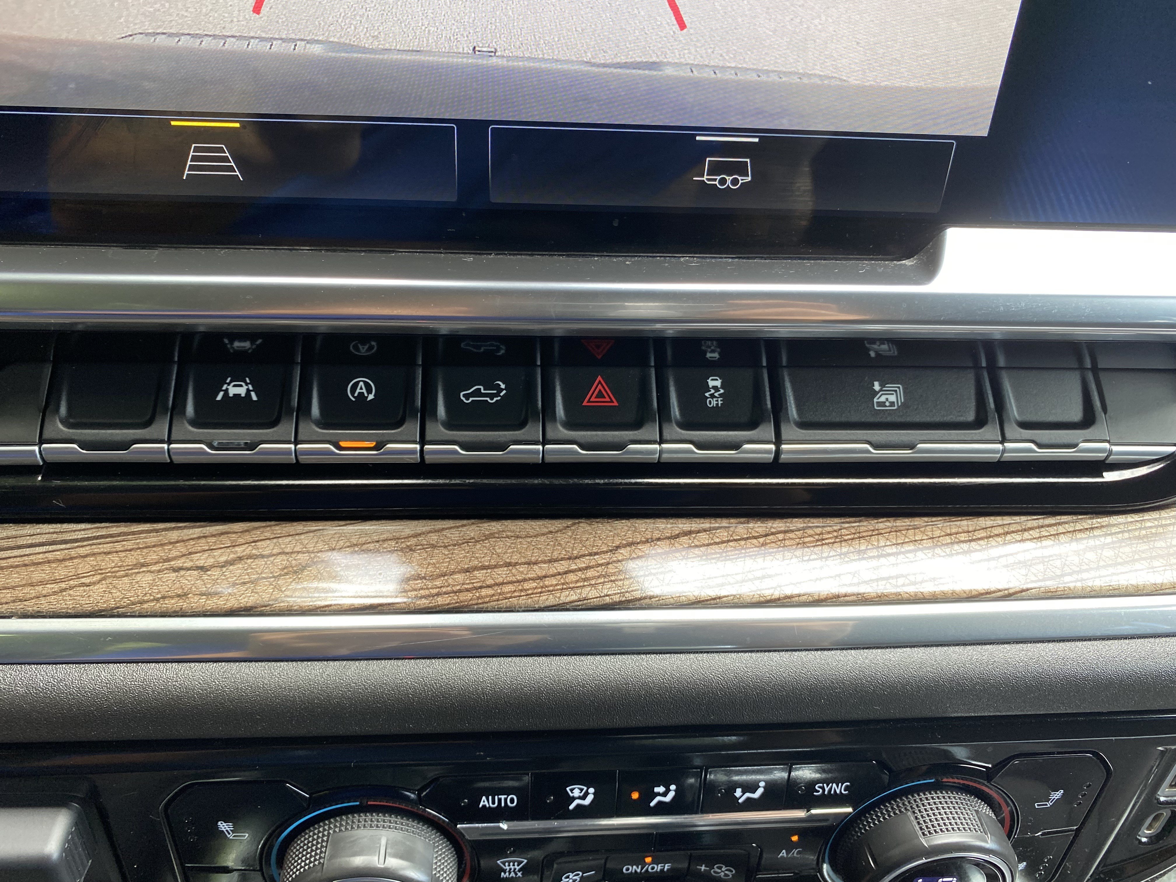 Used 2022 Chevrolet Silverado 1500 RST w/ Max Trailering Package AWD/4WD image 28