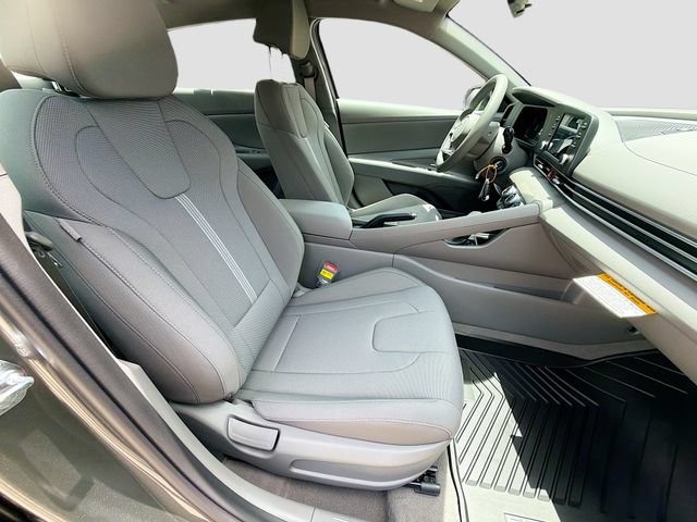 New 2026 Hyundai Elantra SE FWD image 27