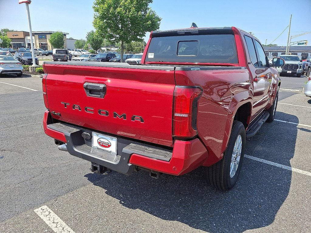 Certified 2025 Toyota Tacoma SR5 w/ SR5 Upgrade Package AWD/4WD image 4