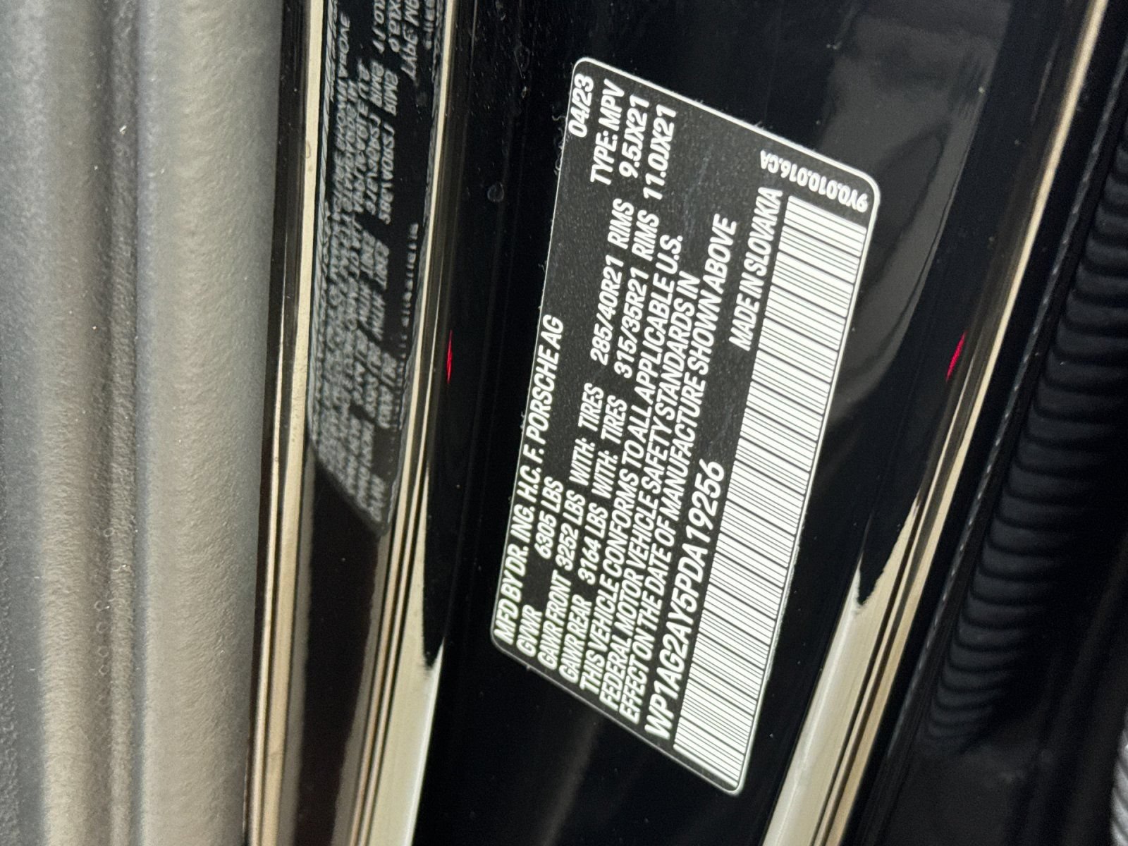 Certified 2023 Porsche Cayenne GTS AWD/4WD image 29