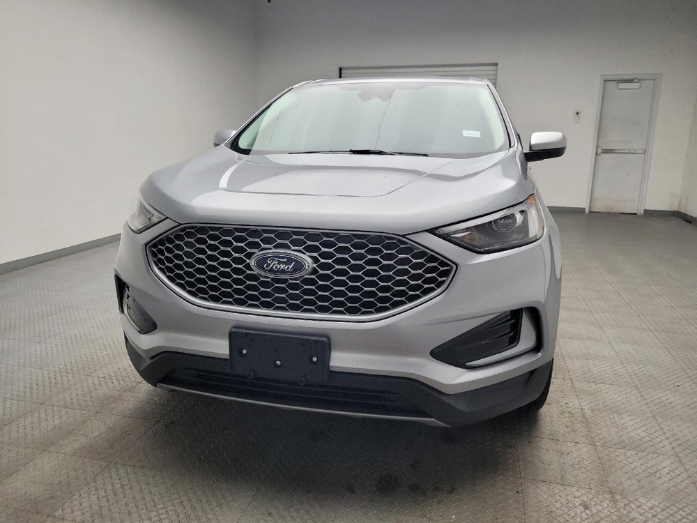 Used 2023 Ford Edge SEL image 15