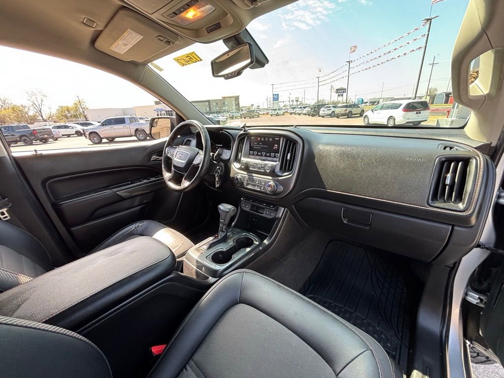 Used 2016 GMC Canyon SLE w/ All Terrain Package image 8