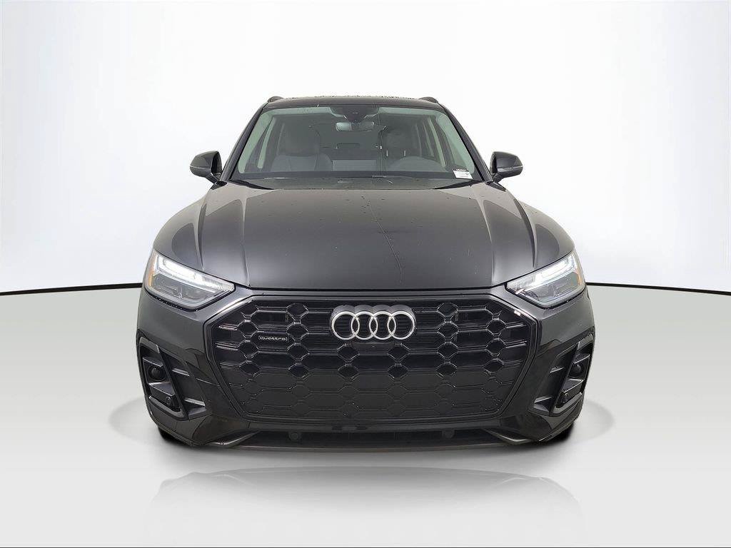Used 2023 Audi Q5 e Premium Plus w/ Premium Plus Package AWD/4WD image 2