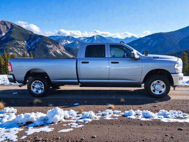 Used 2024 RAM 2500 Tradesman w/ Chrome Appearance Group image 7