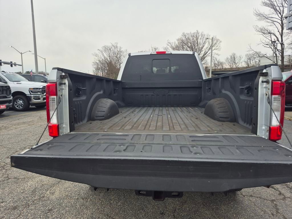 Used 2017 Ford F250 Lariat w/ Lariat Value Package image 12