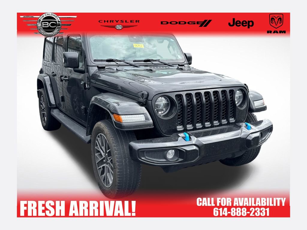 Used 2022 Jeep Wrangler Unlimited Sahara AWD/4WD image 1