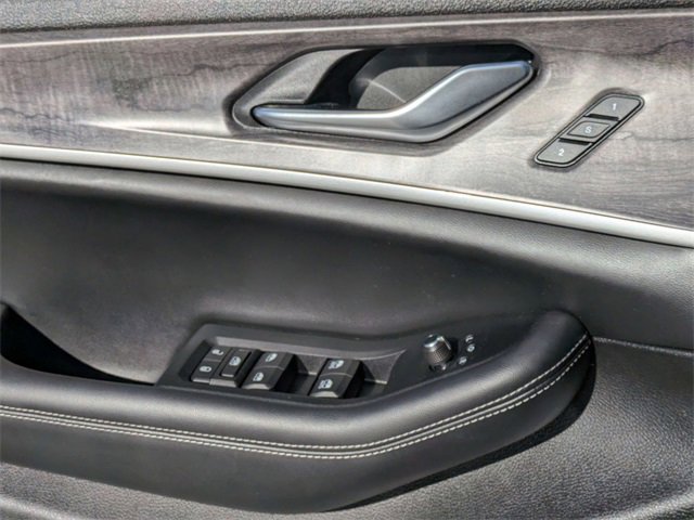 Certified 2022 Jeep Grand Cherokee L Limited w/ Trailer Tow Group (B) image 13