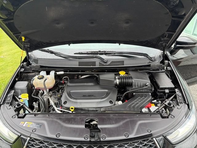Used 2024 Chrysler Pacifica Touring-L FWD image 24
