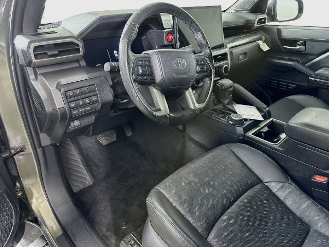 Used 2024 Toyota Tacoma TRD Off-Road w/ TRD Off Road Premium Package AWD/4WD image 21