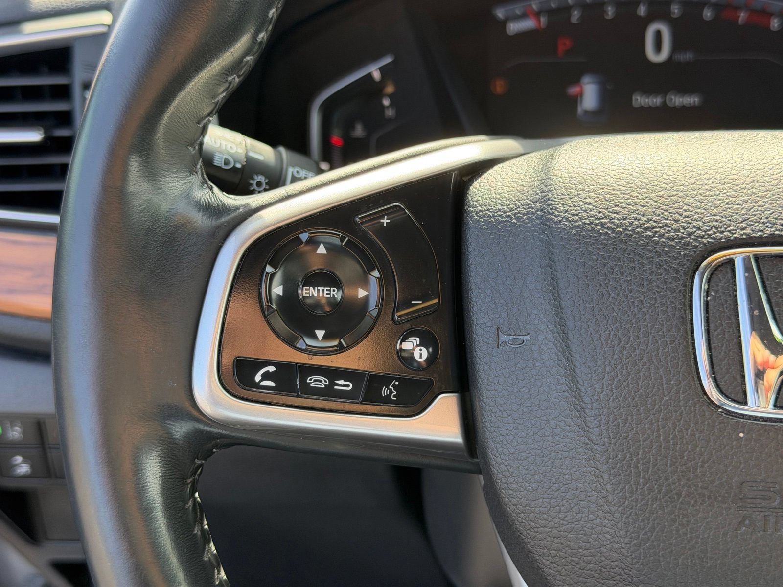 Used 2020 Honda CR-V Touring image 19