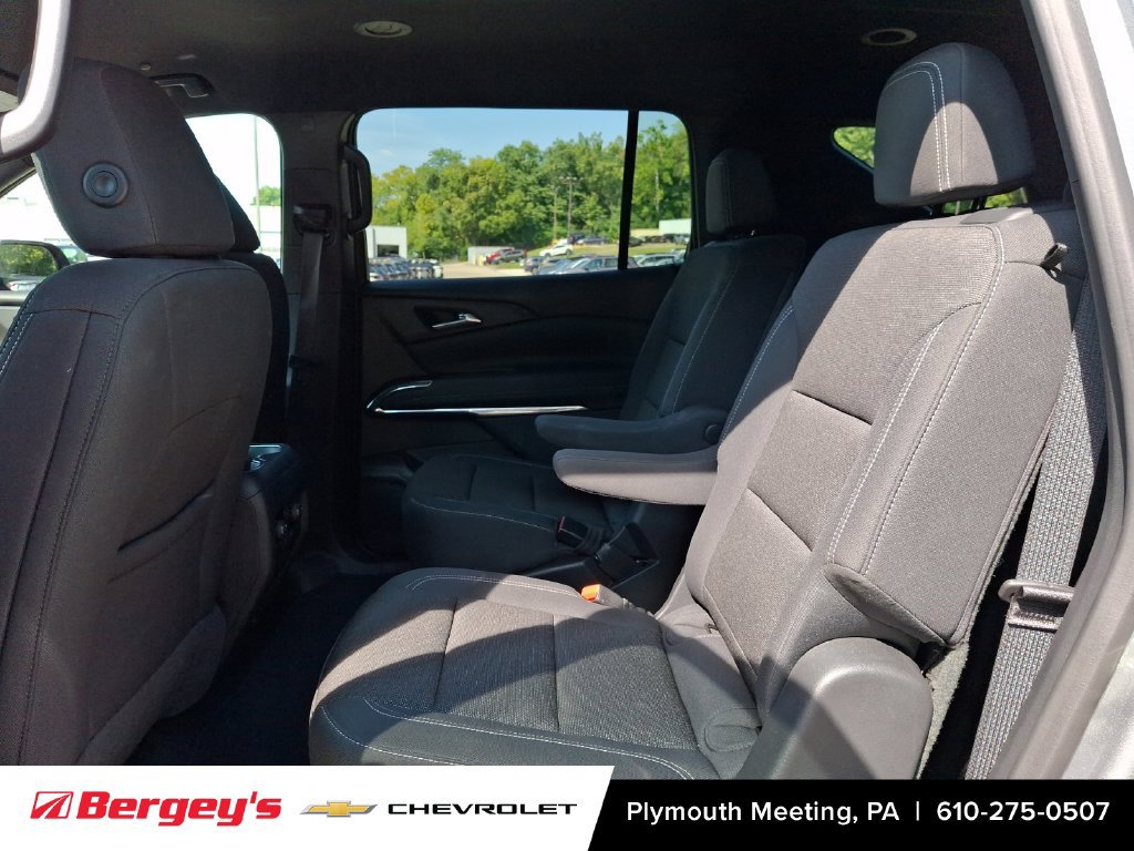 Certified 2026 Chevrolet Traverse LT AWD/4WD image 14