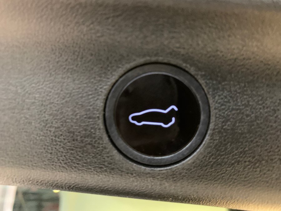 Used 2023 Tesla Model Y Performance AWD/4WD image 56