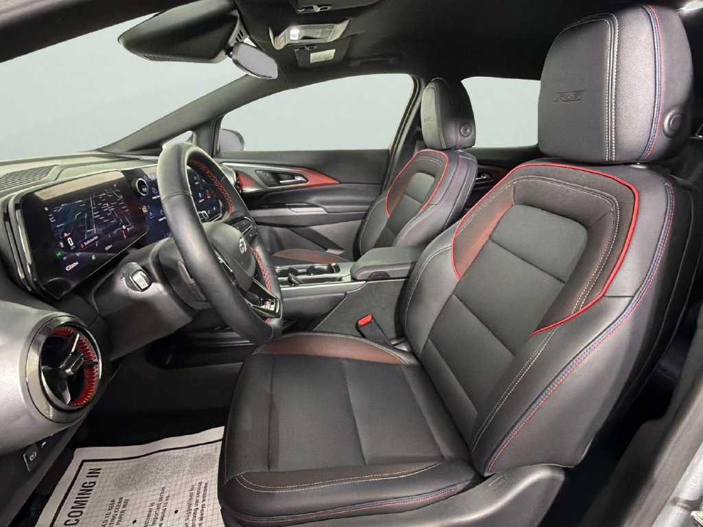 Certified 2024 Chevrolet Equinox EV RS FWD image 17