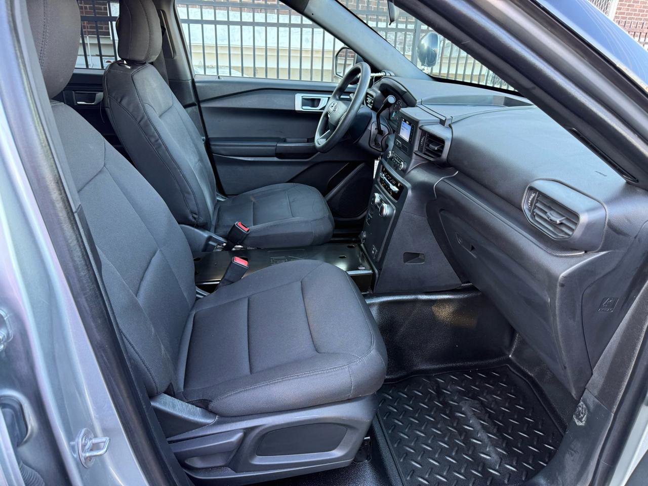Used 2023 Ford Explorer 4WD Police Interceptor image 29