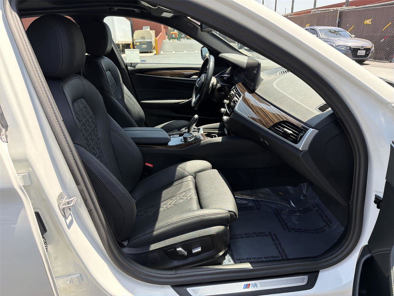 Used 2023 BMW 540i w/ M Sport Package RWD image 15
