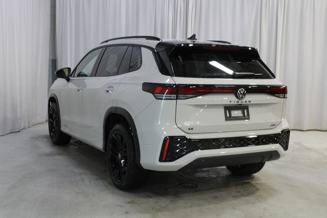 New 2026 Volkswagen Tiguan SE R-Line AWD/4WD image 24