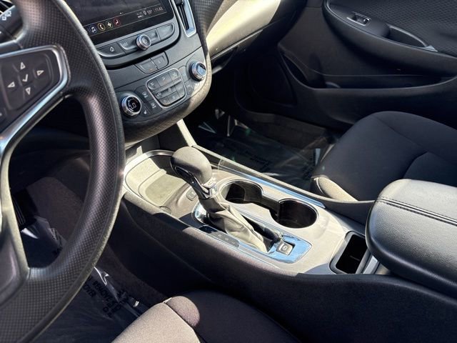 Used 2024 Chevrolet Malibu LT image 17