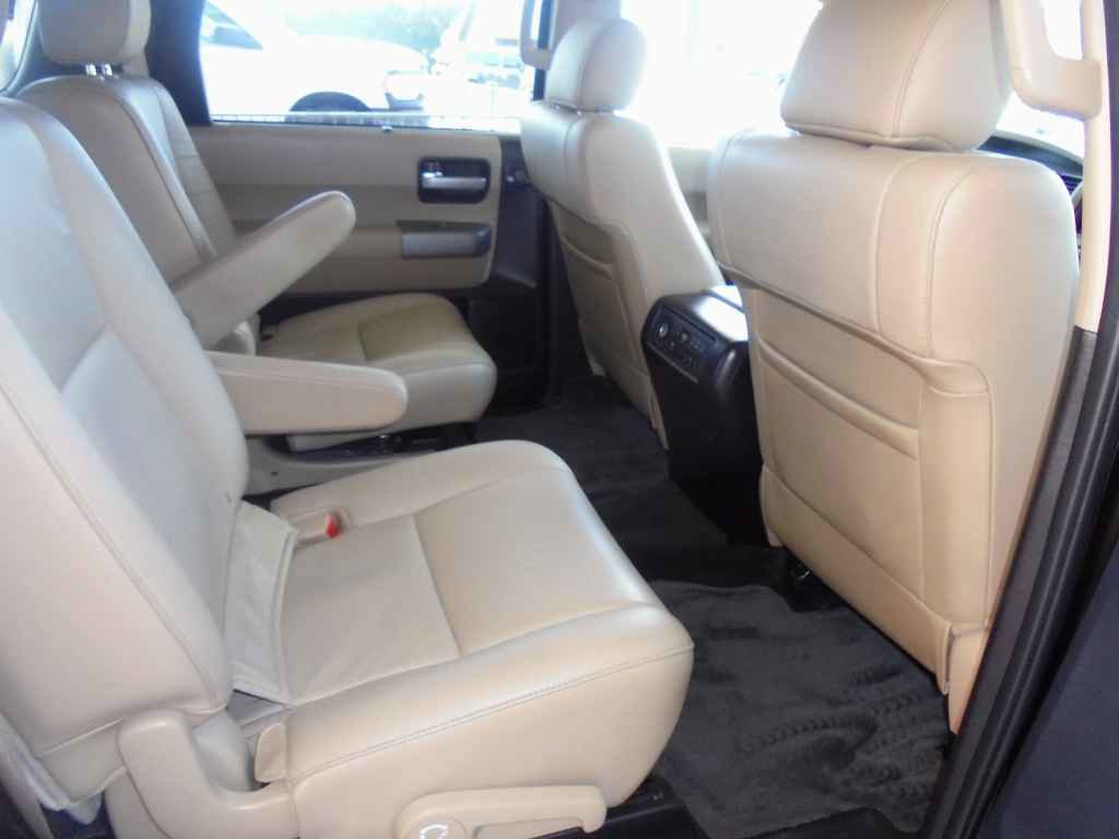 Used 2015 Toyota Sequoia Limited image 10