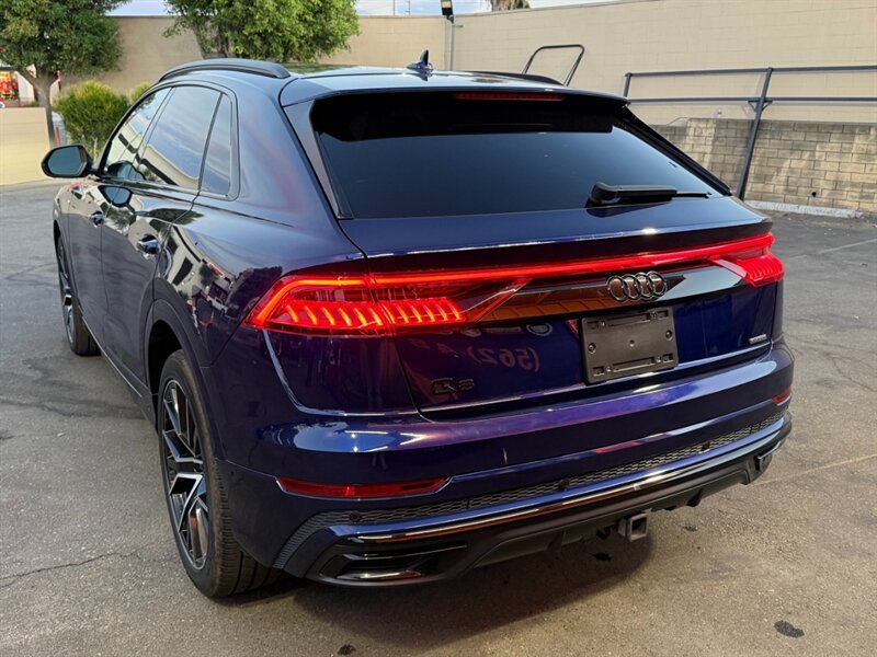 Used 2021 Audi Q8 Prestige w/ Prestige Package AWD/4WD image 10