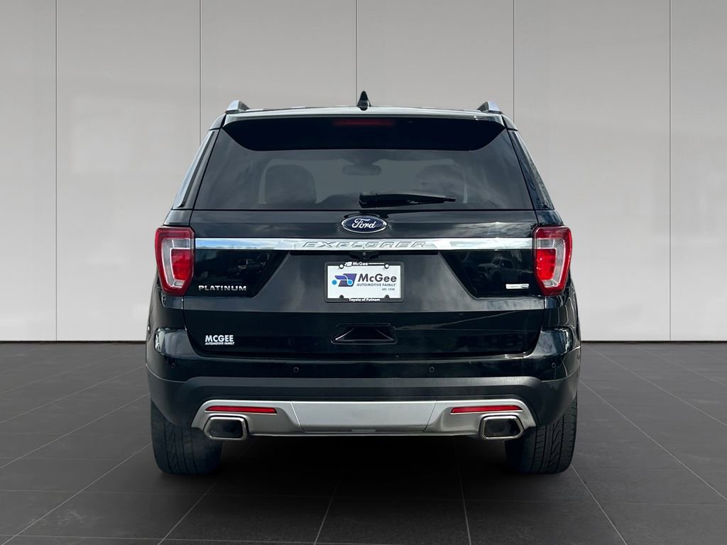 Used 2017 Ford Explorer Platinum image 4